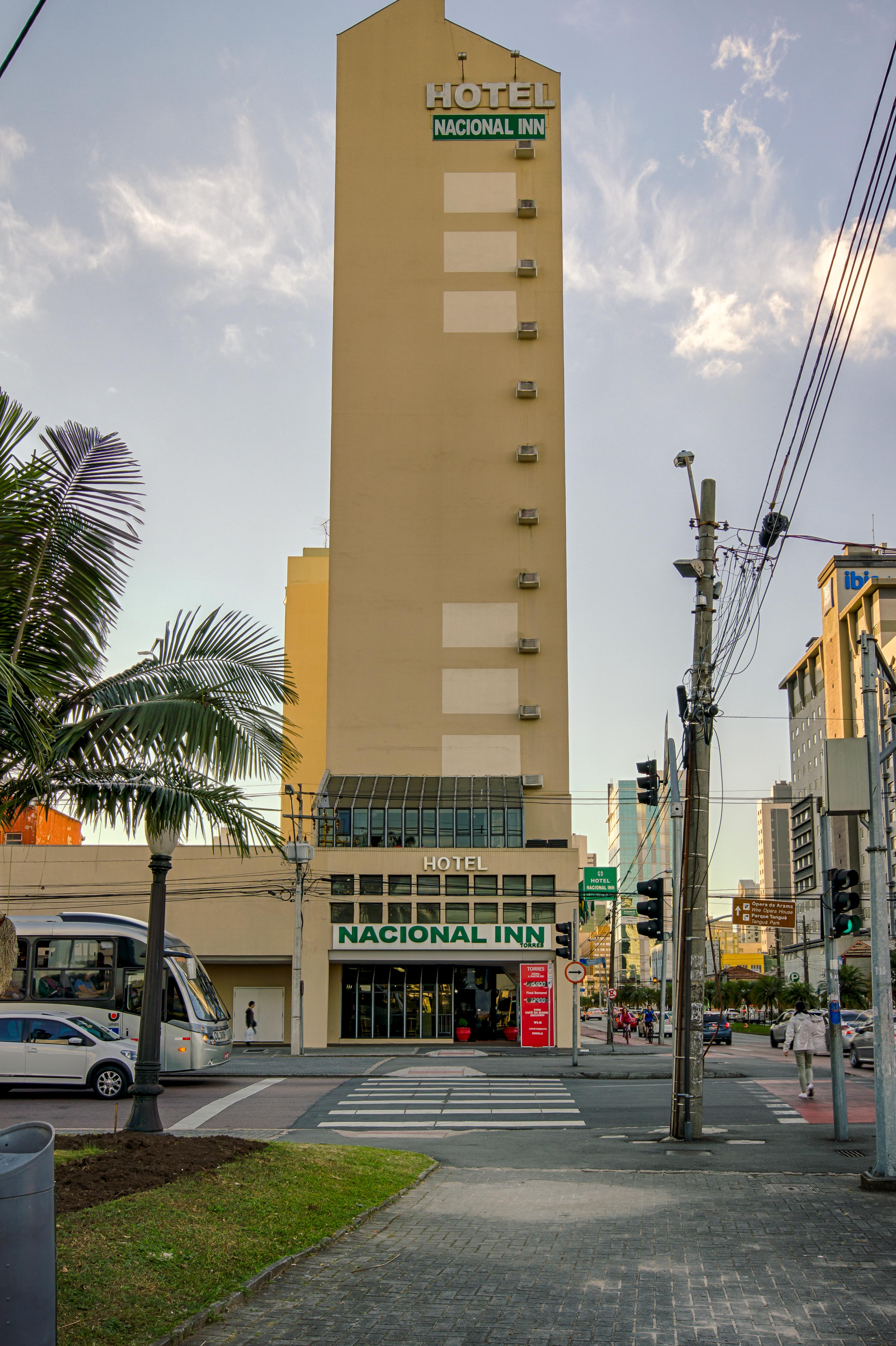 Hotel Nacional Inn Curitiba Torres Bagian luar foto